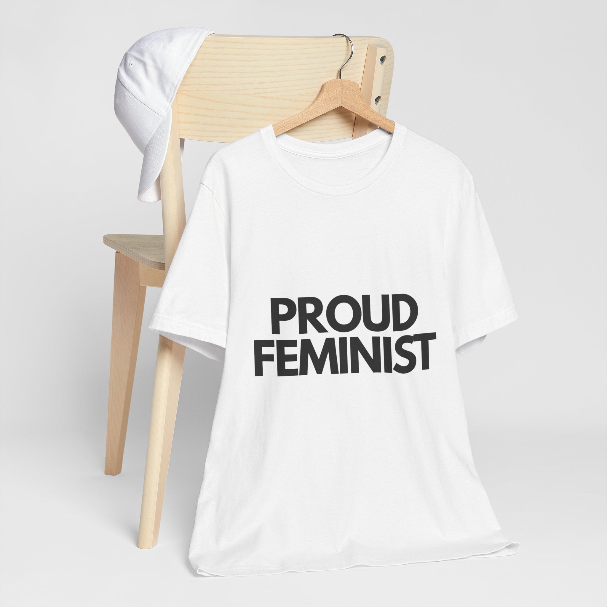 "Proud Feminist" T-Shirt (Cotten)